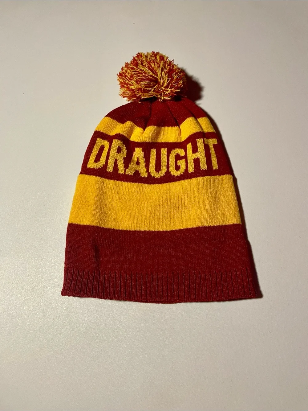 Carlton Draught Maroon Yellow Pom Pom Beanie AFL Footy Winter Knit Hat OSFM